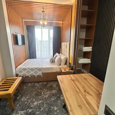Taksim Cetinkaya Szálloda 3*